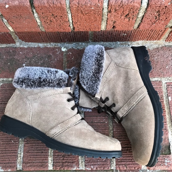 Cobbie Cuddler Suede Boots - Picture 2 of 9